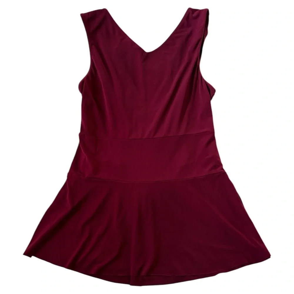 Bisou Bisou Elegant Burgundy Sleeveless Top with Belted Detail Sz XLP - Picture 5 of 5